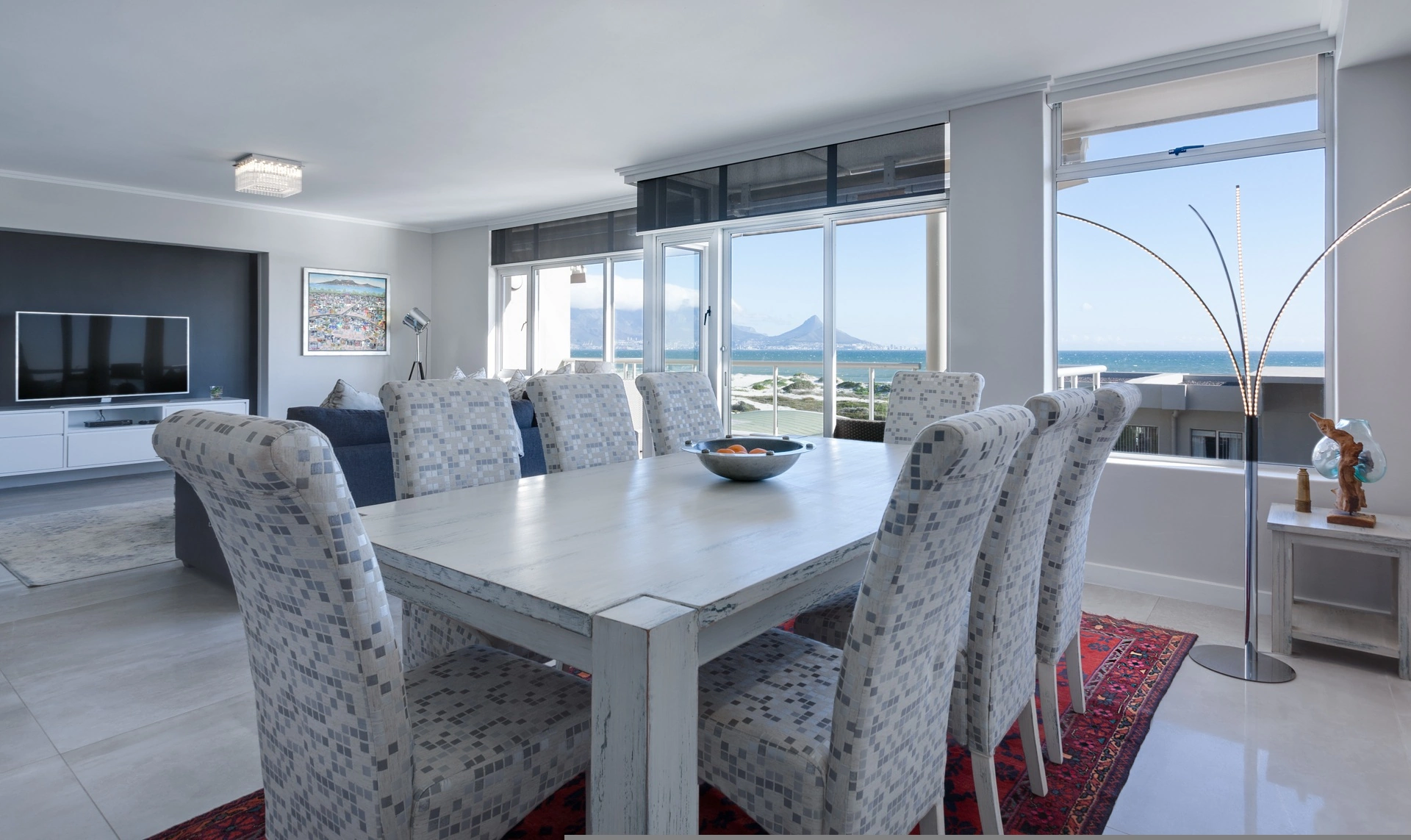 dining-room-3108037